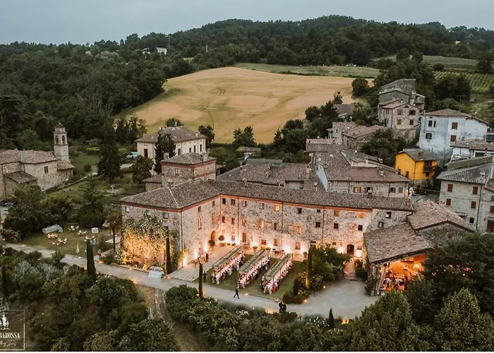 Il Castello Di Tassara