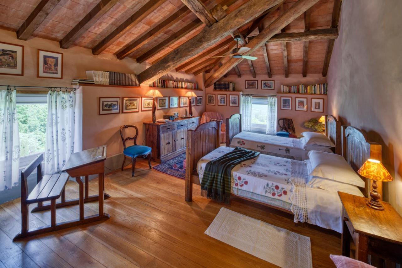 Il Castello Di Bed & Breakfast Tassara